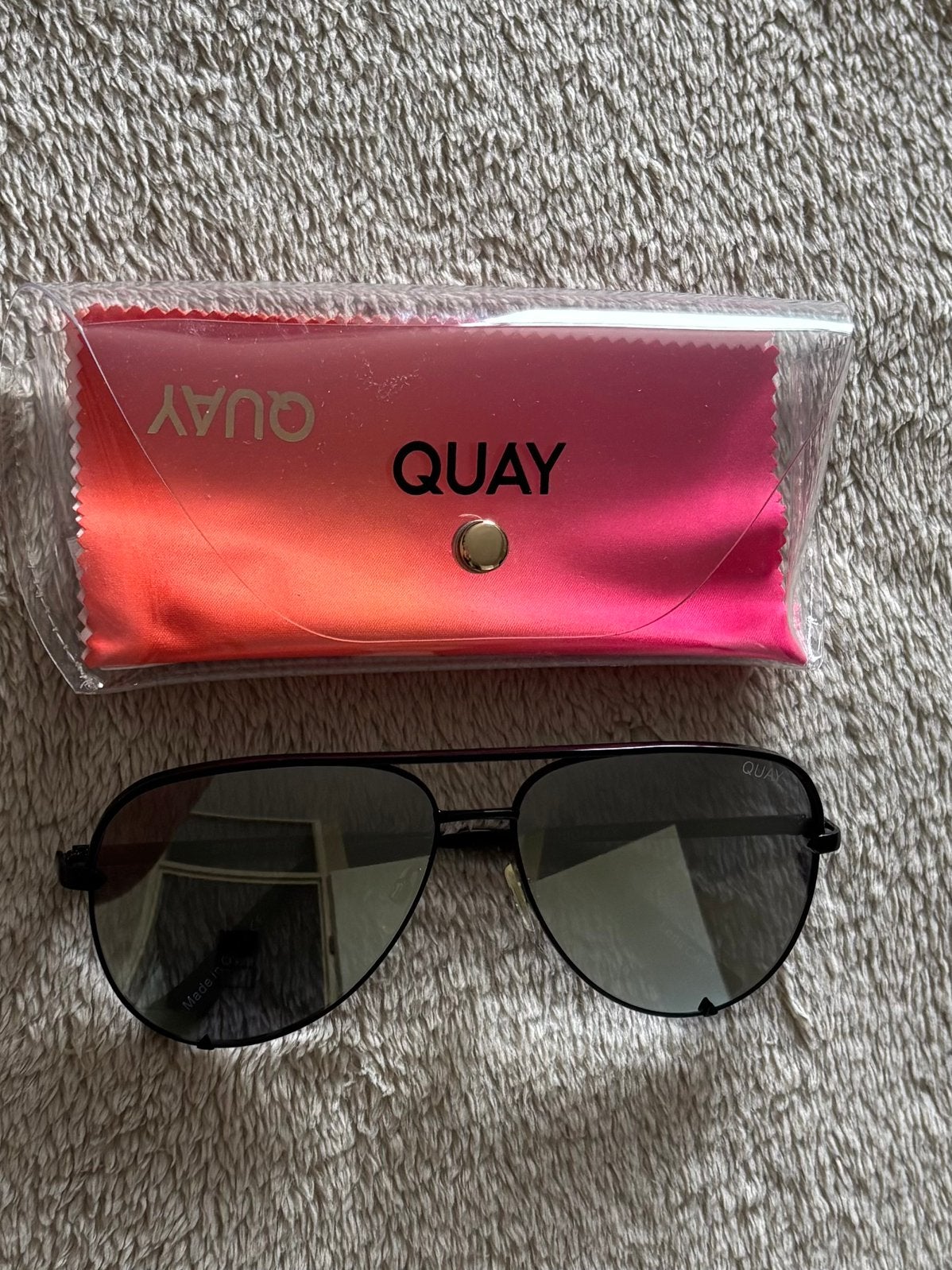 Zonnebril Quay High Key Fade €15, Overige merken, Zonnebril, Zwart, Ophalen of Verzenden