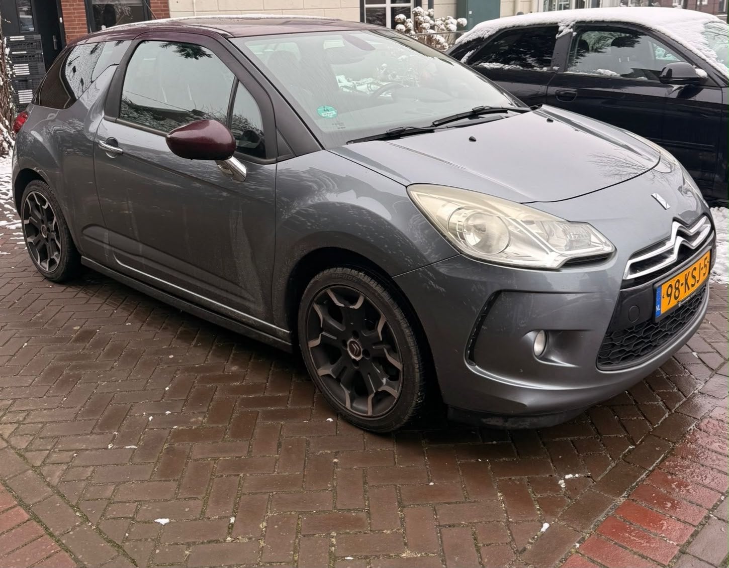 Citroën DS3 1.6 VTI 88KW 2010 Grijs, Auto's, Voorwielaandrijving, 40 €/maand, 4 cilinders, Origineel Nederlands