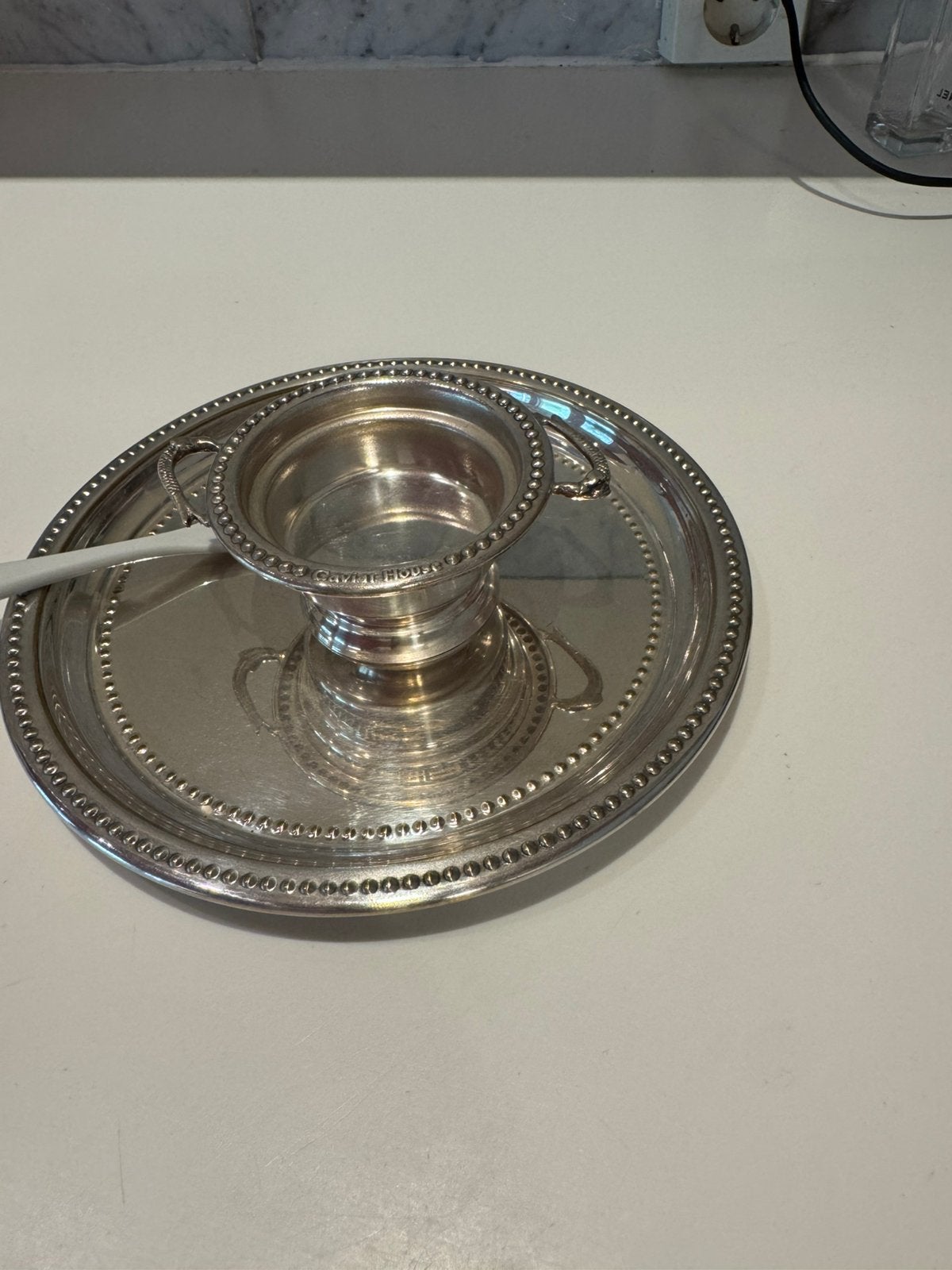 Zilverkleurig plateautje 19 cm met klein schaaltje, Ophalen of Verzenden