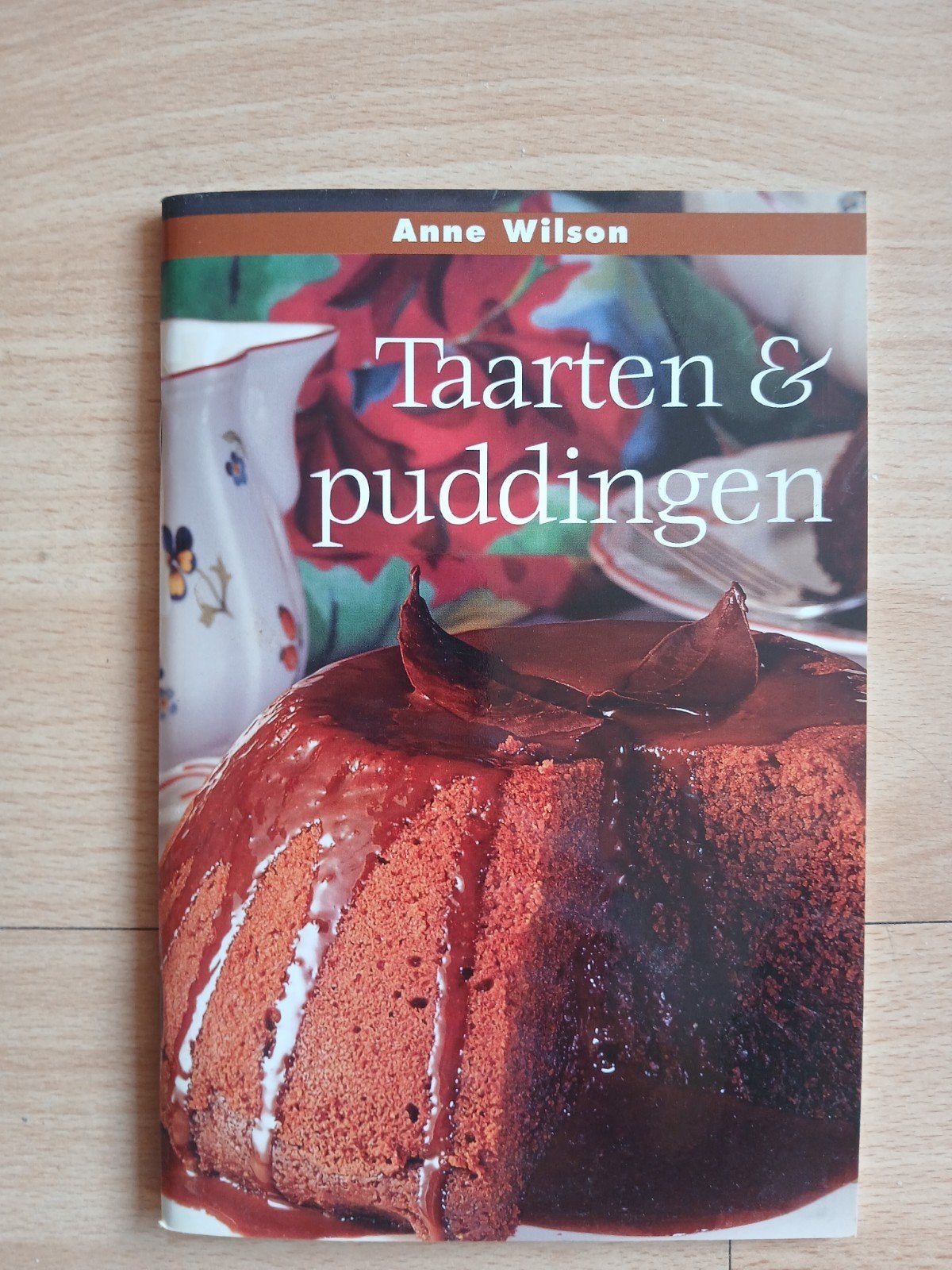 Taarten & Puddingen - Anne Wilson, Gelezen, Anne Wilson, Ophalen of Verzenden, Europa