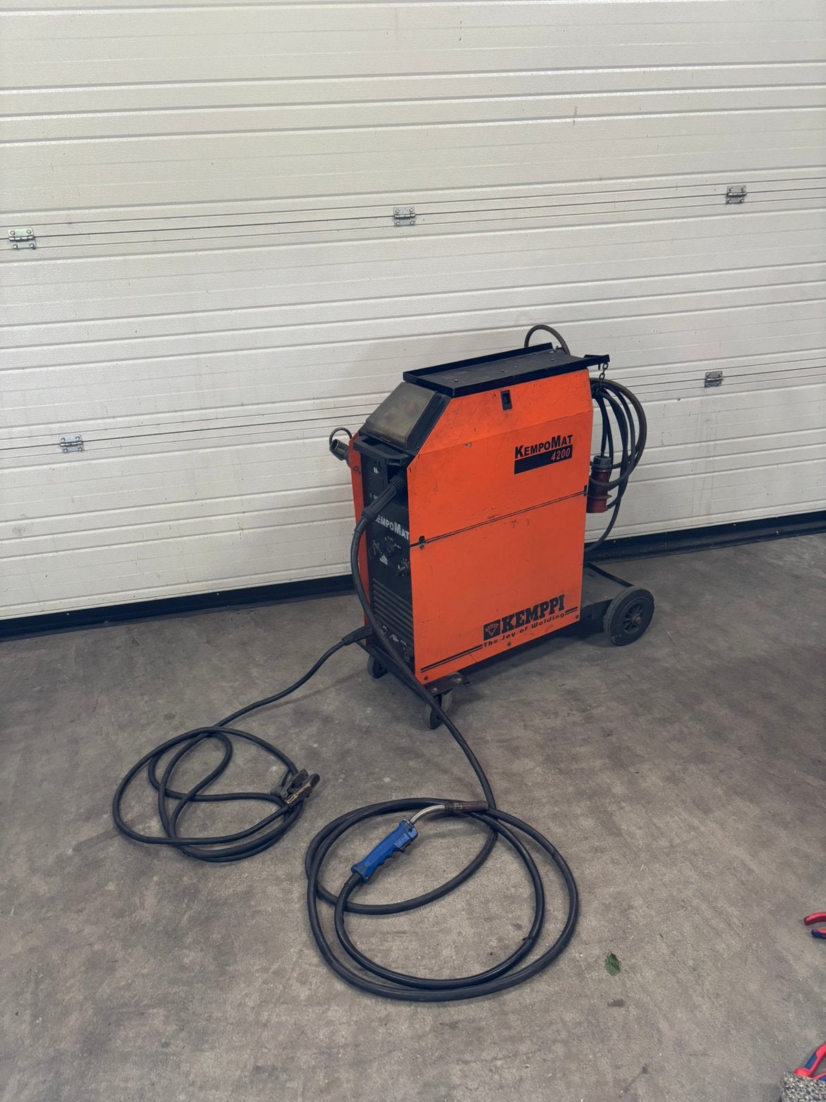Kemppi Kempomat 4200, MIG MAG lasapparaat, Ophalen, Zo goed als nieuw, 250 ampère of meer, Co2