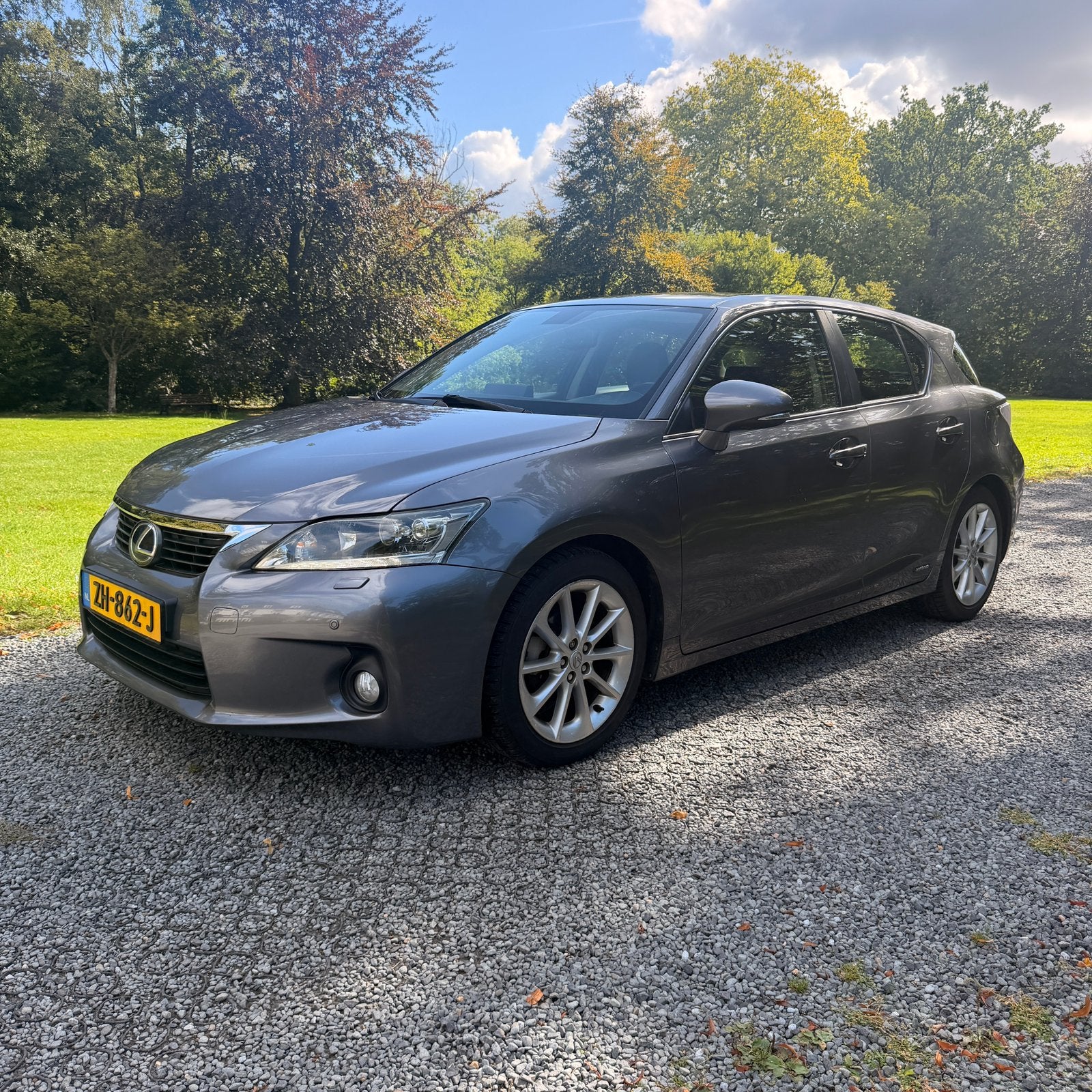 Lexus CT-H 200H LUXURY 2012 167.637 2 jaar garantie, Auto's, Lexus, Zwart, 4 cilinders, 1415 kg, USB