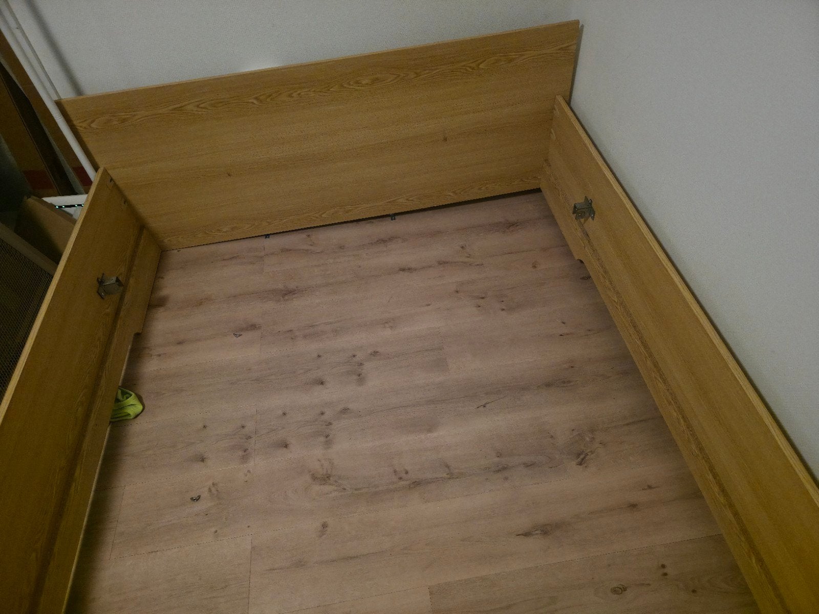 Gratis hout van 160x200 bed, Ophalen of Verzenden