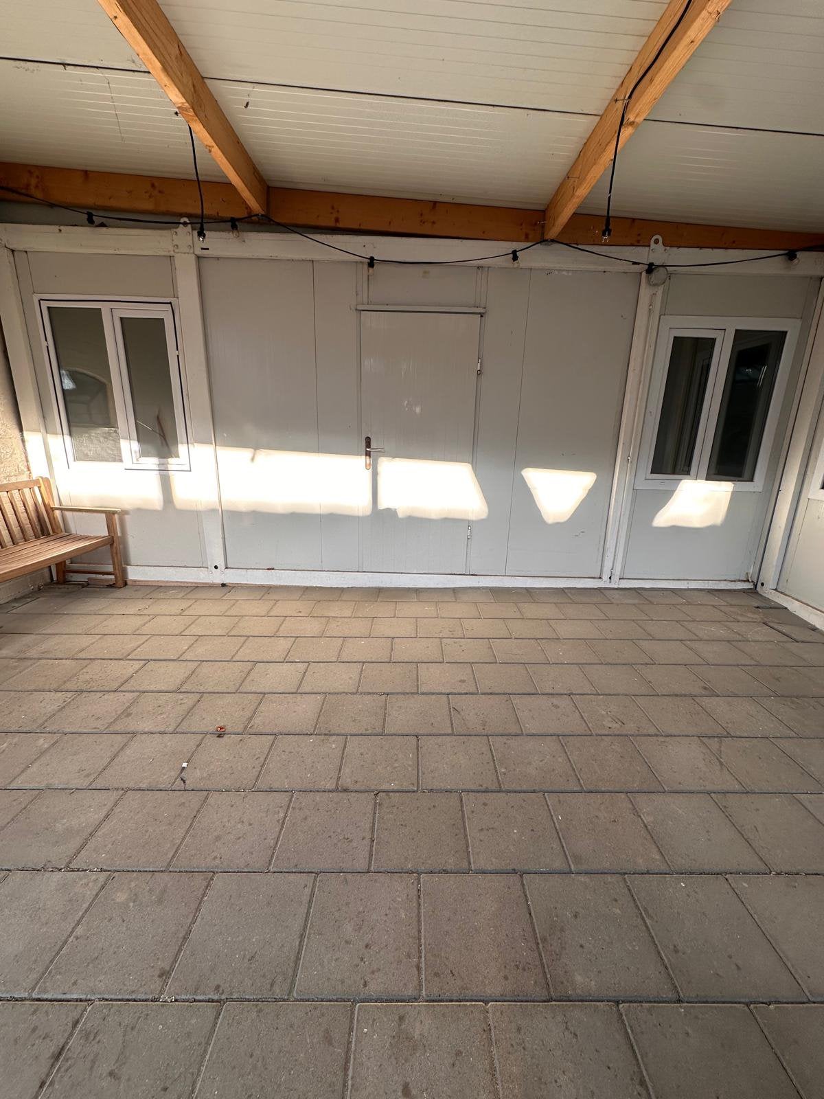 Woon/kantoor unit, Huizen en Kamers, Garages en Parkeerplaatsen, Limburg