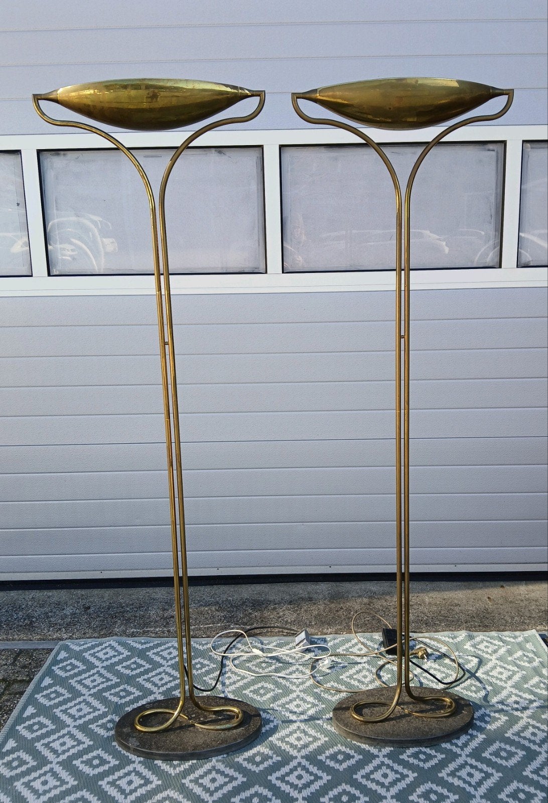 Zeldzaam paar Vintage Florian Schulz 'Dona' Brass Uplighters, Ophalen
