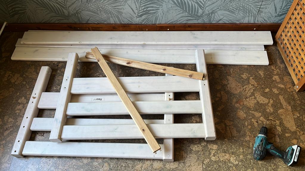 1 persoons bed hout, Ophalen, Gebruikt, 90 cm, Eenpersoons