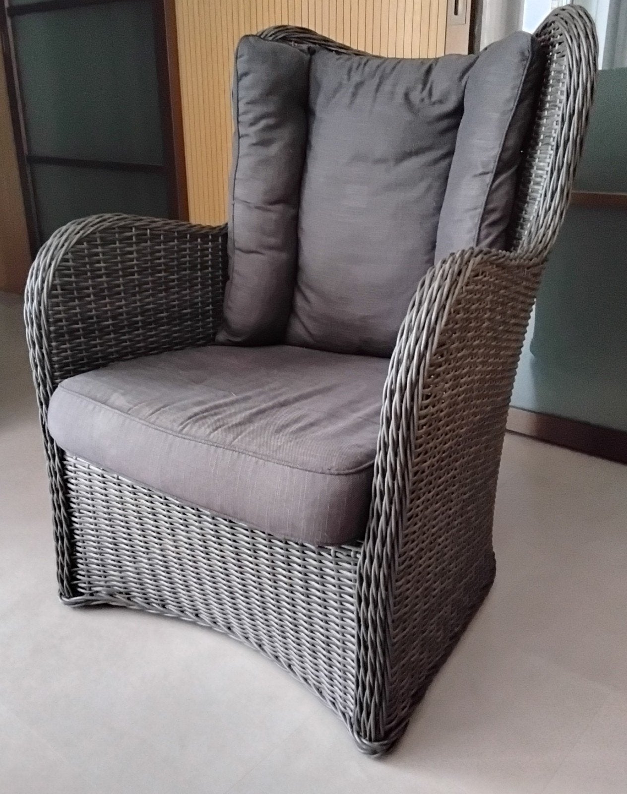 Wicker fauteuil / tuinstoel antaciet grijs, Tuin en Terras, Tuinstoelen, Ophalen, Zo goed als nieuw, Wicker