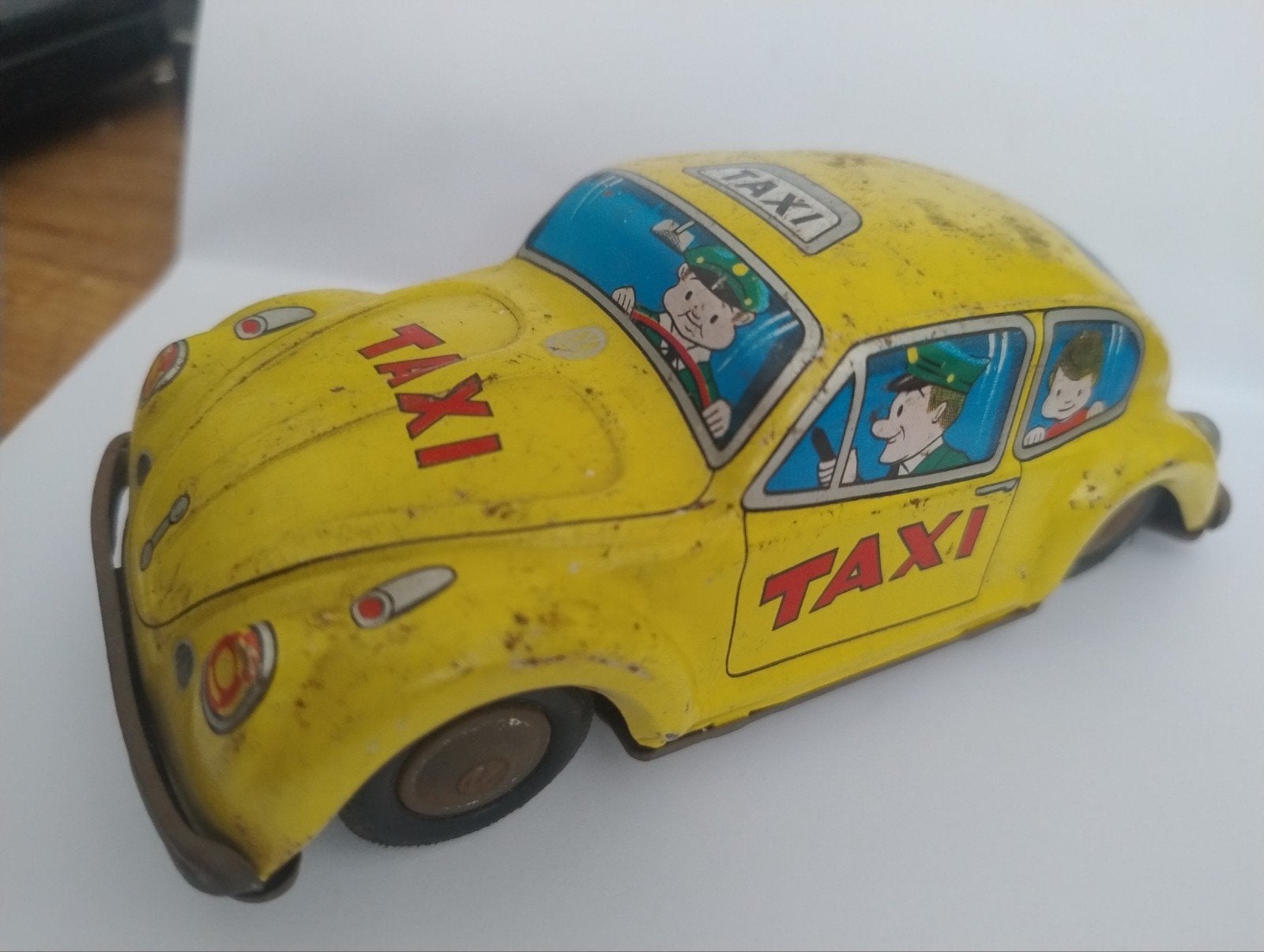 🔴 Blikken Volkswagen Kever Taxi 15 cm lang, Antiek en Kunst, Antiek | Speelgoed, Ophalen of Verzenden