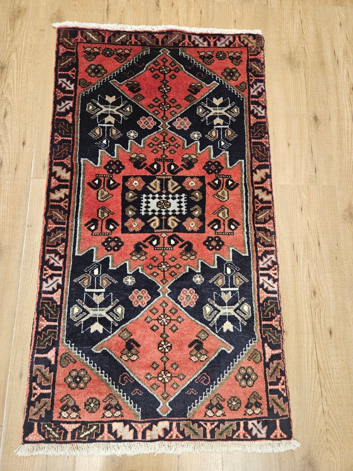Handgeknoopt perzisch tapijt hamadan 133x71, Huis en Inrichting, Stoffering | Tapijten en Kleden, Info@SlatsAntiek.nl, Tweedehands