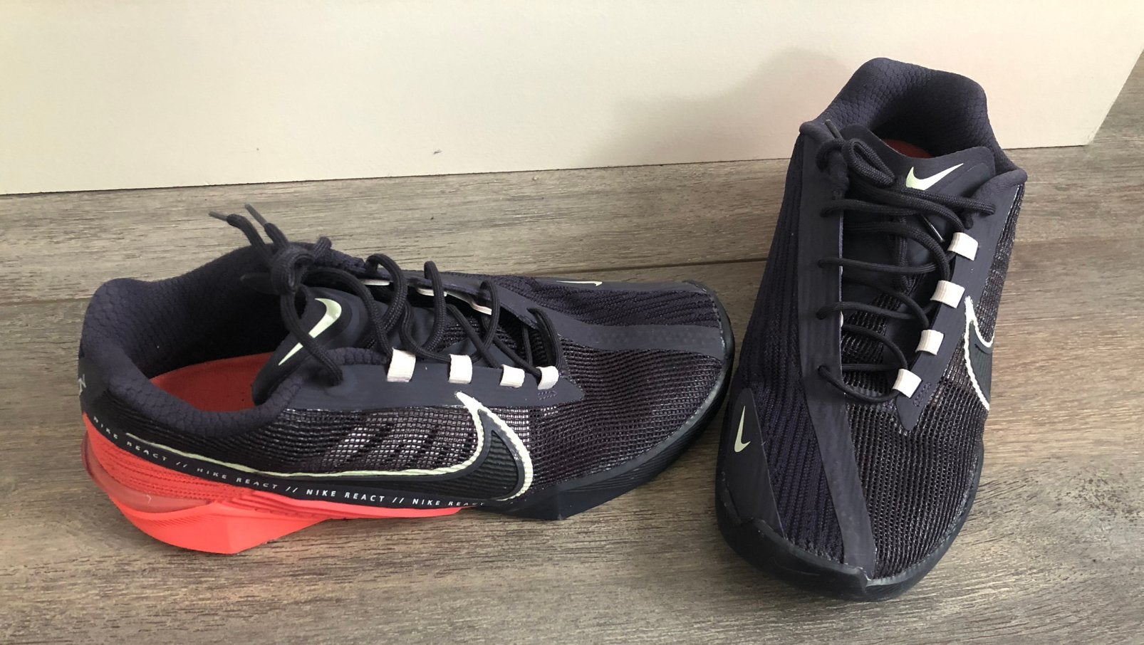ZGAN Nike React schoenen maat 40 - heel leuk!, Ophalen of Verzenden, Zo goed als nieuw, Sneakers of Gympen
