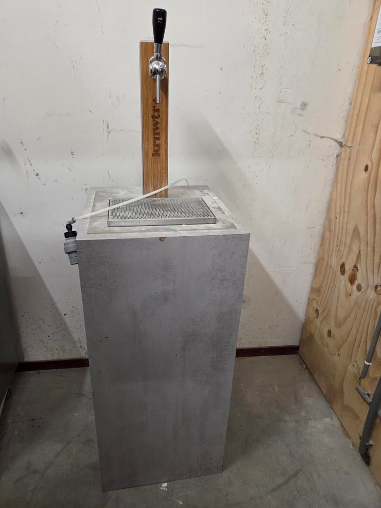 Watertappunt van het merk KRNWTR, Minder dan 20 liter, Ophalen, Boiler, Minder dan 3 jaar oud