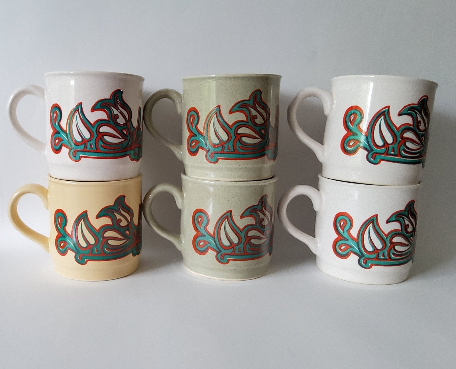 Zes leuke vintage mokken bekers, Huis en Inrichting, Keramiek, Vintage, Ophalen of Verzenden, Zo goed als nieuw