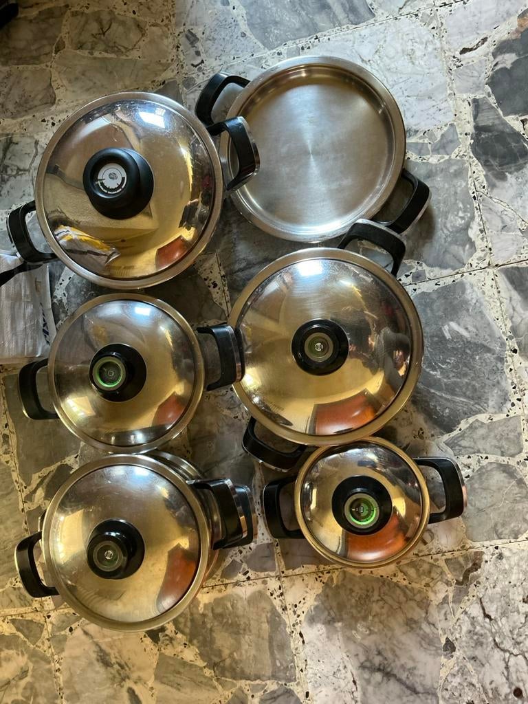 AMC pannenset, Huis en Inrichting, Keuken | Potten en Pannen, Ophalen, Gebruikt, Rvs, Pannenset