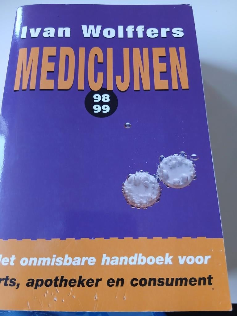 Medicijnen 98/99 - Ivan Wolffers (Handboek), Gelezen, Ophalen of Verzenden, Ivan Wolffers, Beta