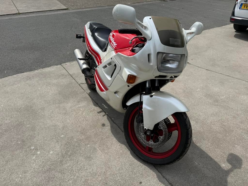 Honda cbr 600 ‘87 Opknapper, Motoren, Ophalen