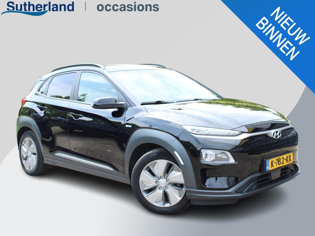 Hyundai Kona EV Premium 64 kWh | Trekhaak | Leder | Stoelver, Gebruikt, 445 min, Adaptive Cruise Control, Zwart