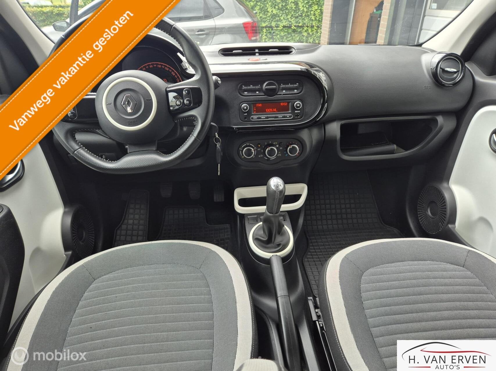 Renault Twingo 1.0 SCe Dynamic AIRCO PDC RIJKLAAR!, Auto's, 839 kg, Euro 6, 4 stoelen, Zwart