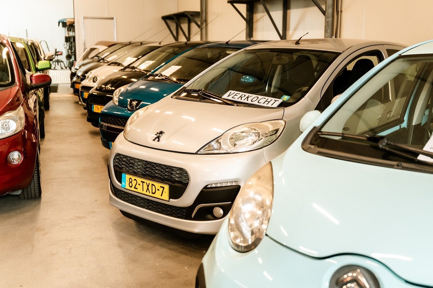 Peugeot 107 / Citroen C1 / Toyota Aygo |Altijd minimaal 20 x, Voorwielaandrijving, Gebruikt, Zwart, 4 stoelen