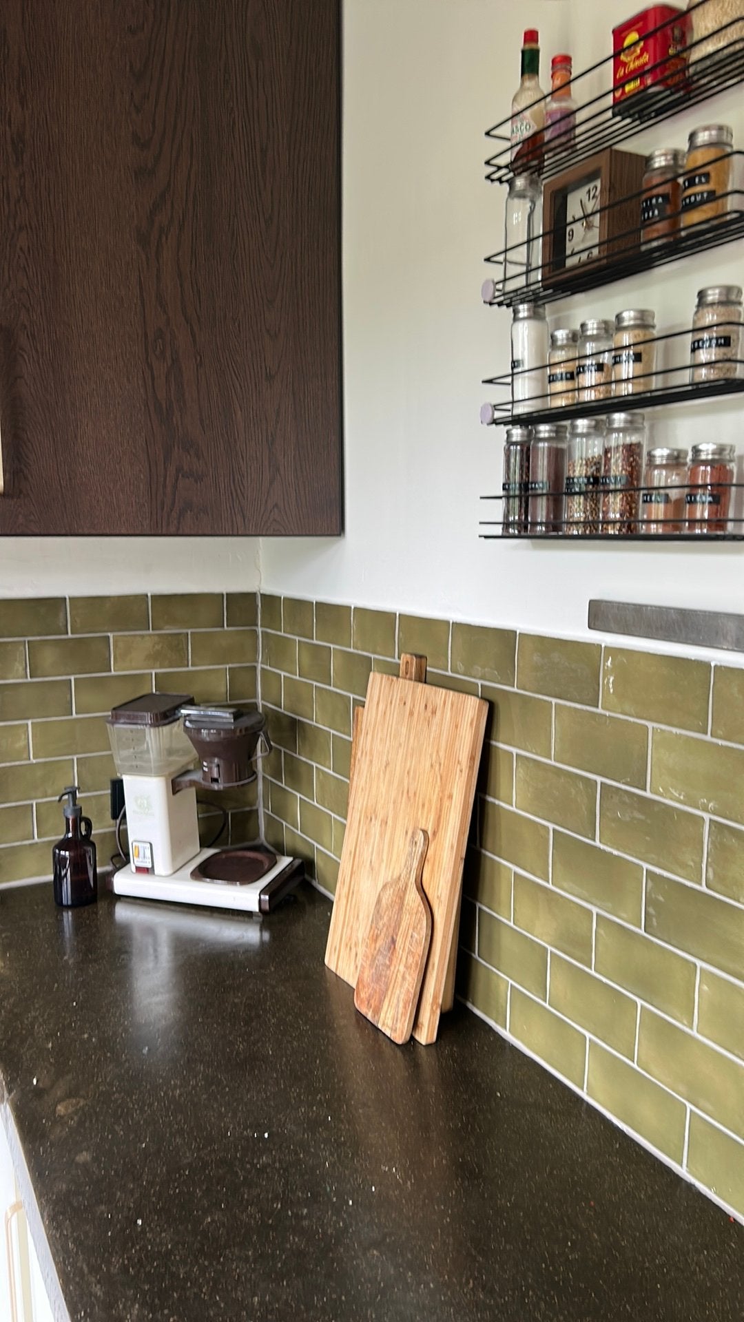 Mos groene tegels badkamer/ keuken gekocht bij de Hornbach, Ophalen, Minder dan 5 m², Wandtegels, Keramiek