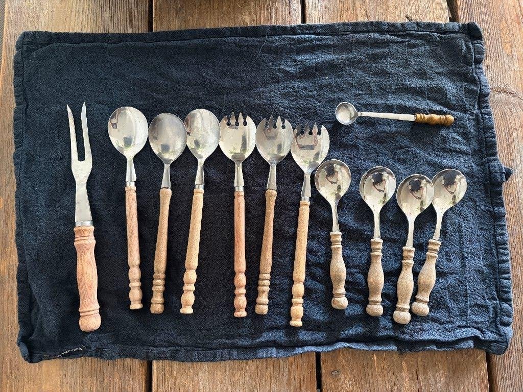 Vintage Bestek Set met Houten Handvatten, Huis en Inrichting, Gebruikt, Ophalen of Verzenden, Hout, Los bestek