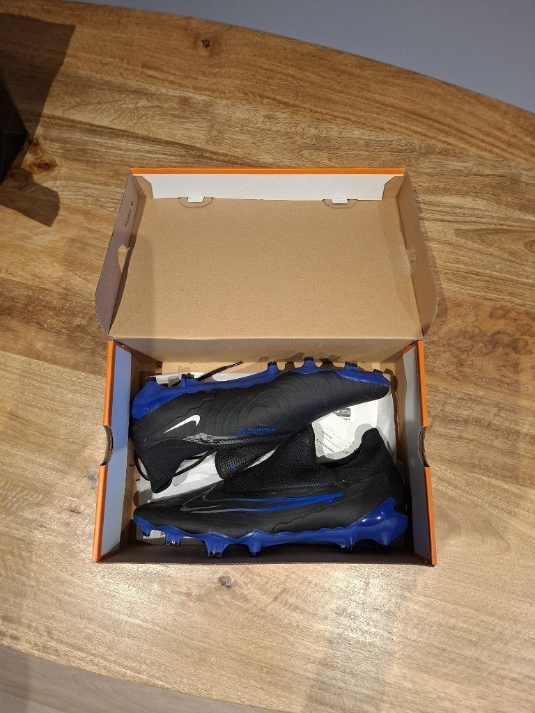 Nike Phantom voetbalschoenen, maat 46. Zo goed als nieuw!, Sport en Fitness, Schoenen, Maat L, Ophalen of Verzenden, Zo goed als nieuw