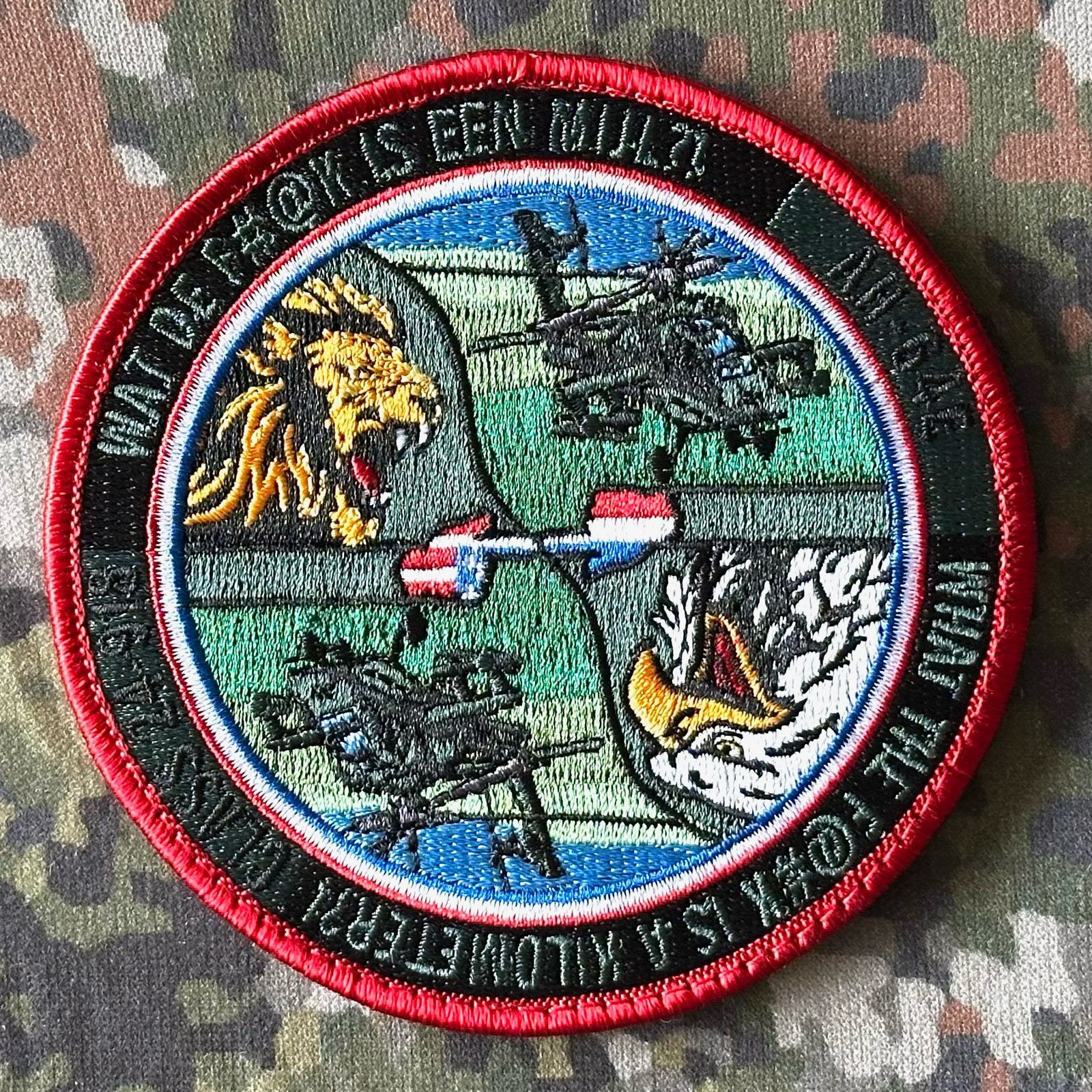 Patch RNLAF 301 302 SQN, Verzamelen, Militaria | Algemeen, Ophalen of Verzenden, Luchtmacht, Nederland, Embleem of Badge