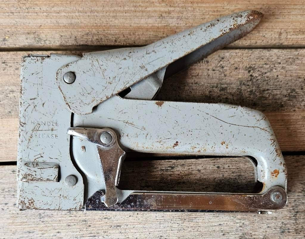 Nietmachine, Doe-het-zelf en Verbouw, Gereedschap | Handgereedschap, Ophalen of Verzenden