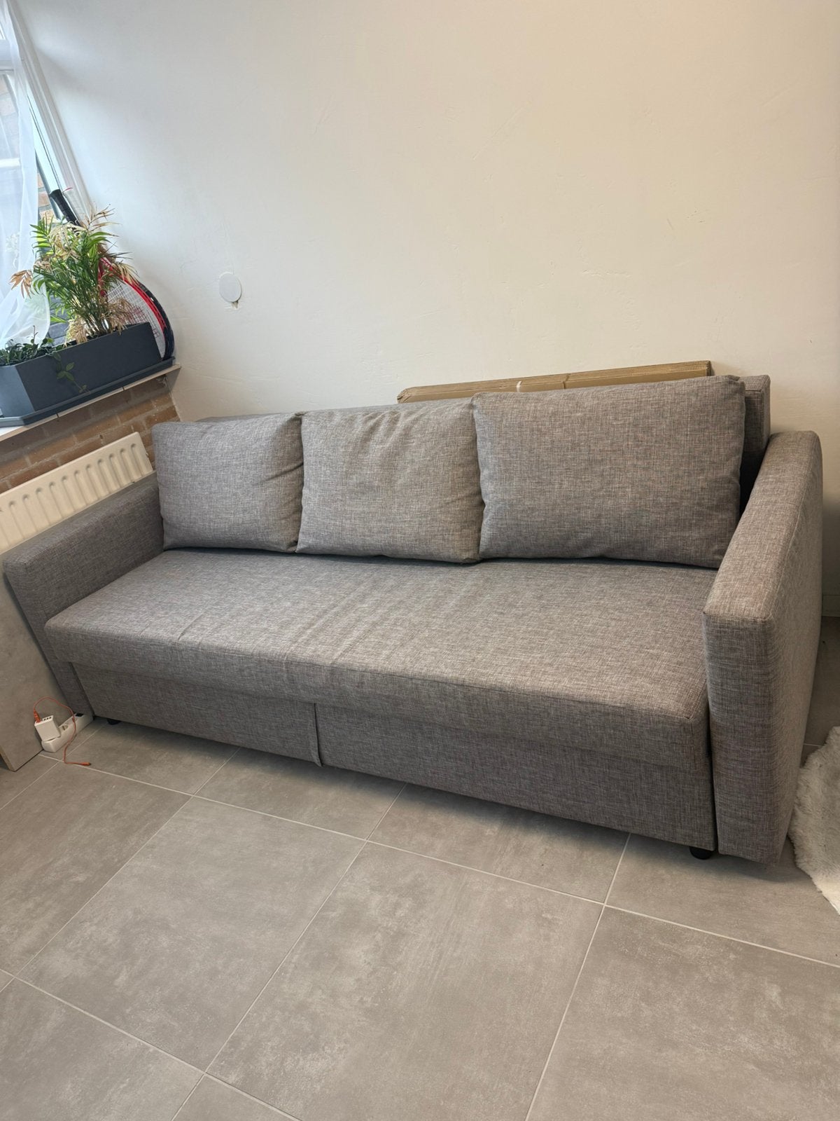 Foto 5 van FRIHETEN 3-zits slaapbank, Faringe lichtgrijs sofabed