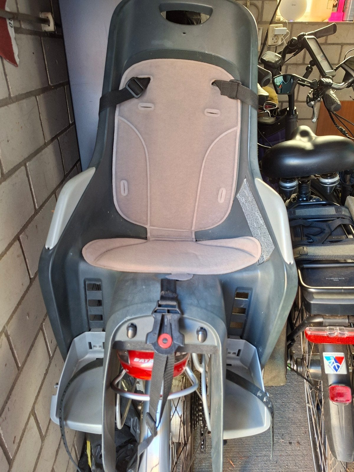 Polisport Achterzitje voor fiets - Gebruikt, Ophalen, Achterzitje, 9 t/m 18 kg, Polisport