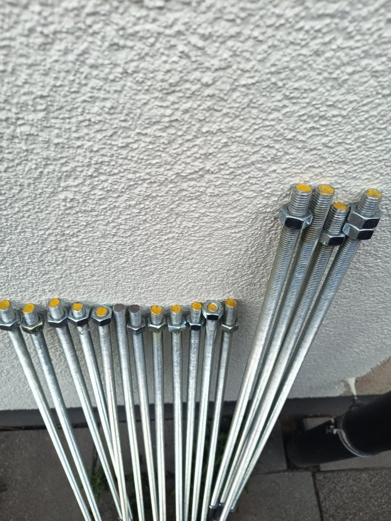 Draadeind M12 met moer en dopmoer, Doe-het-zelf en Verbouw, IJzerwaren en Bevestigingsmiddelen, Ophalen, Nieuw, 50 tot 100 mm