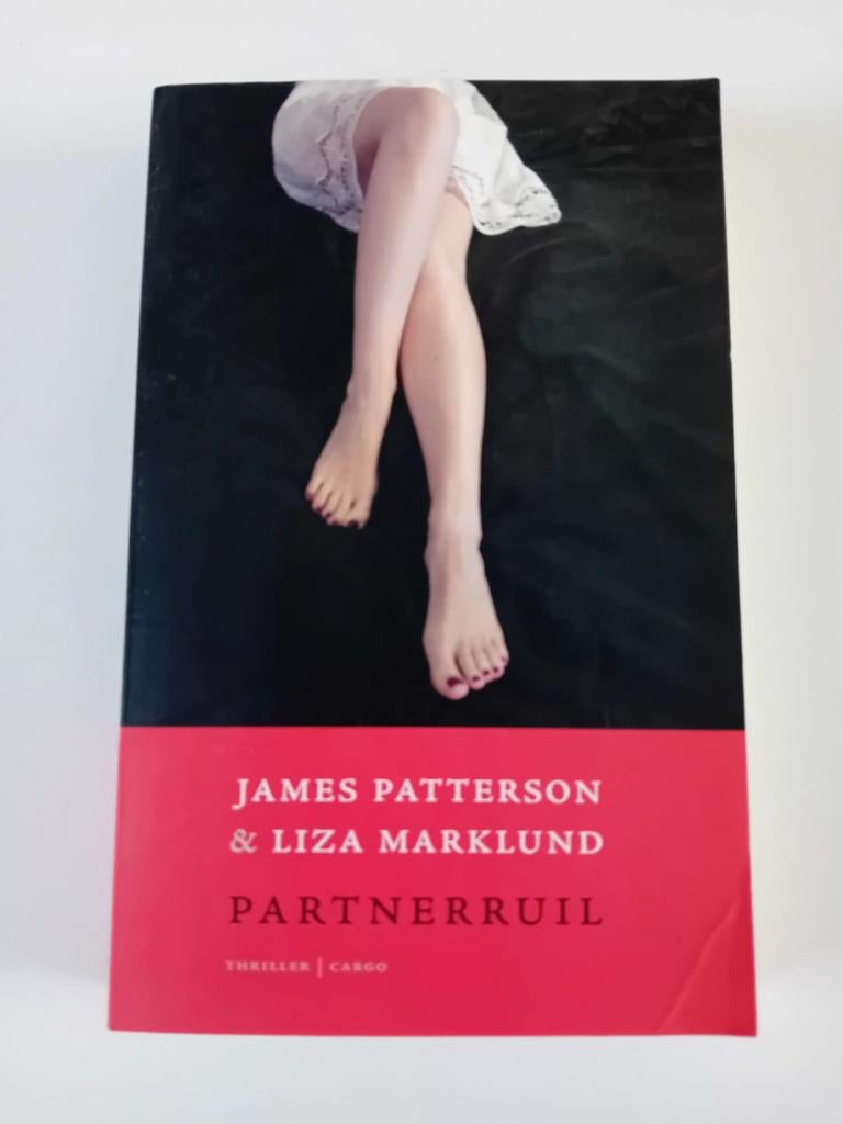 Partnerruil - James Patterson / Liza Marklund, Boeken, Thrillers, Ophalen of Verzenden, Zo goed als nieuw