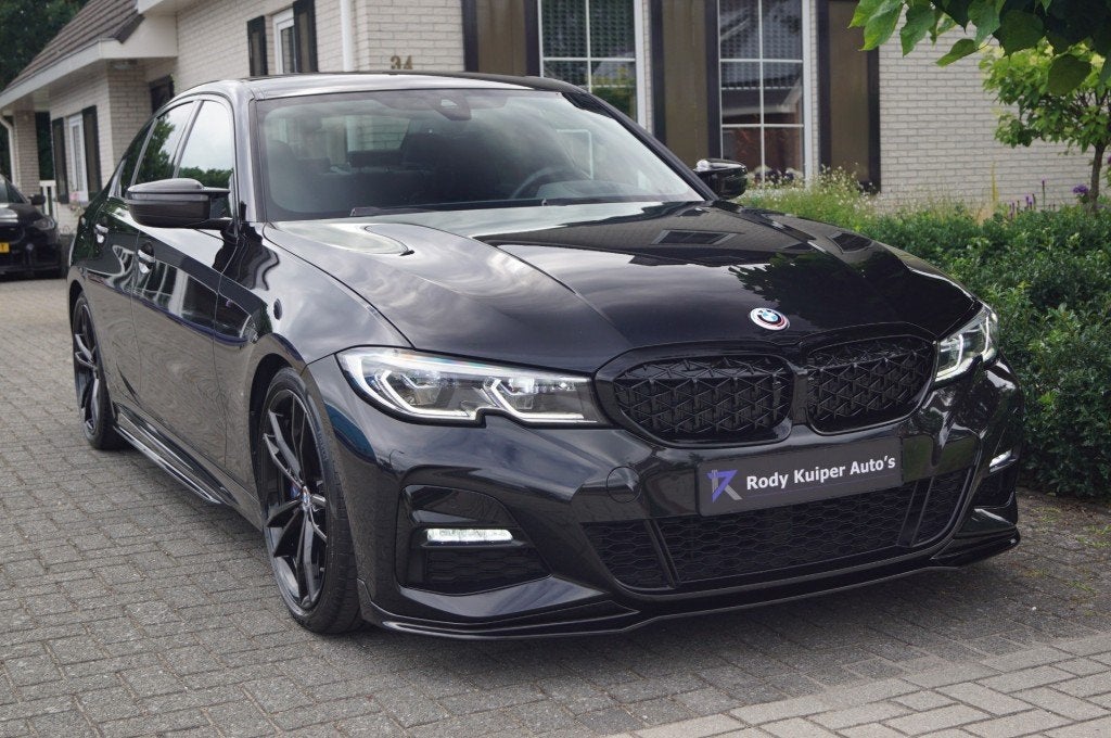 Bmw 3-SERIE 330e (292pk) M340I Look Laser/HUD/Keyless/Carbon, Automaat, 1998 cc, Gebruikt, 750 kg
