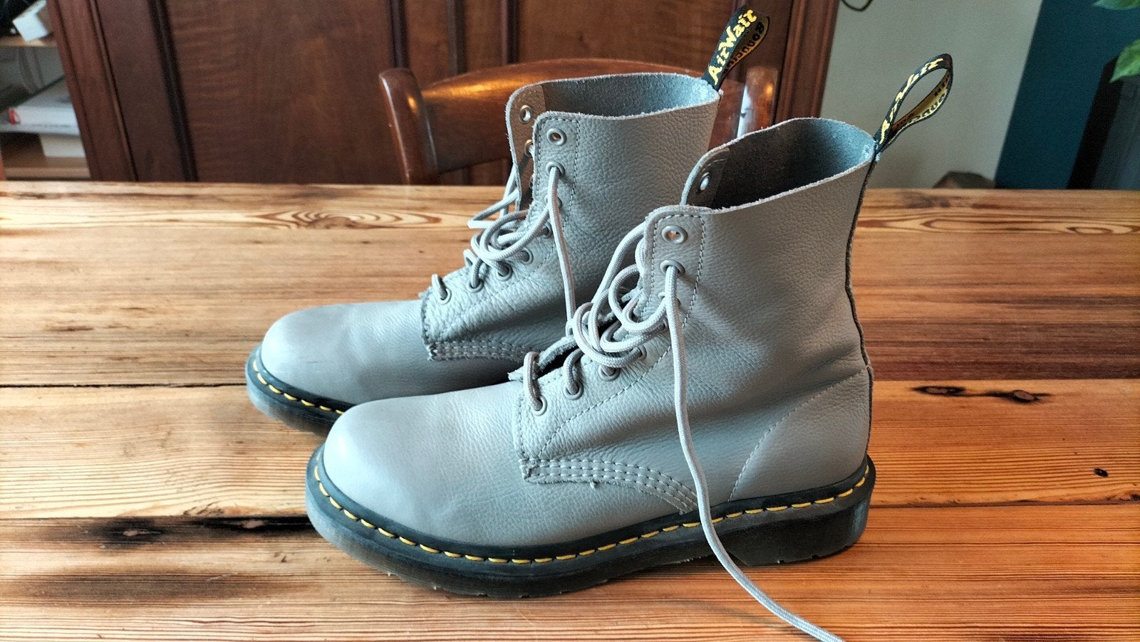 Dr. Martens 1460 Pascal Virginia Laarzen - Grijs, Kleding | Dames, Lage of Enkellaarzen, Ophalen of Verzenden, Grijs, Dr. Martens