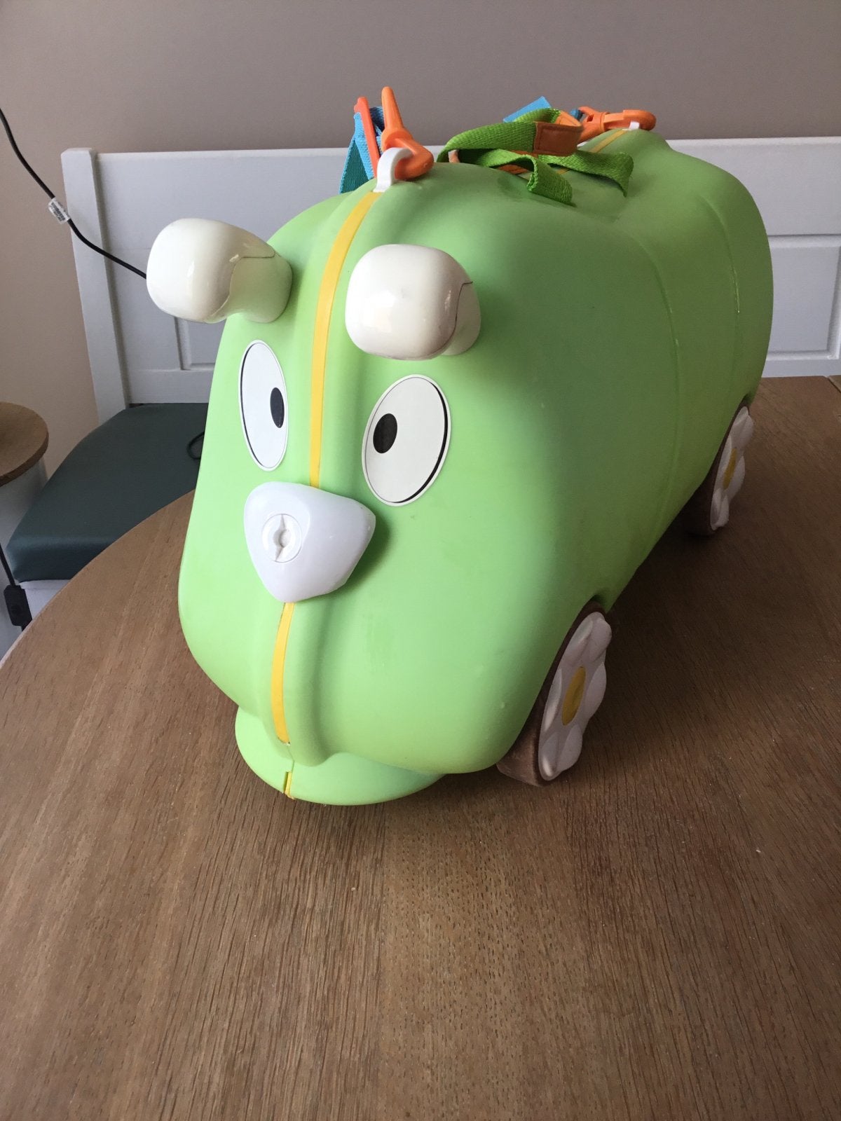 Groene kinderkoffer op wieltjes - Trunki, Ophalen, Gebruikt