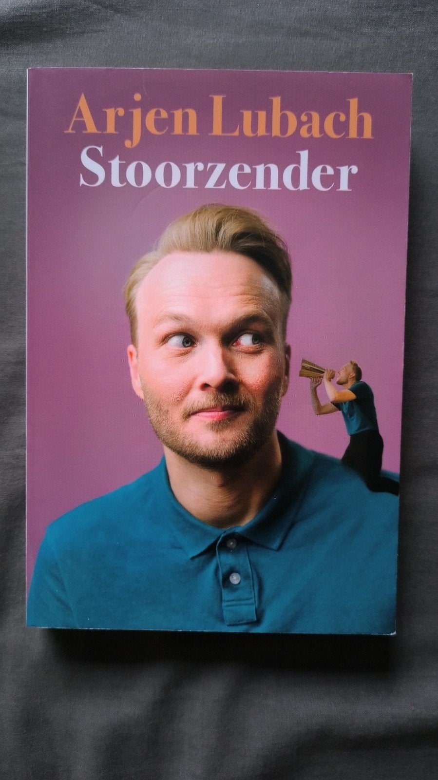 Arjen Lubach - Stoorzender, Boeken, Literatuur, Zo goed als nieuw, Ophalen of Verzenden
