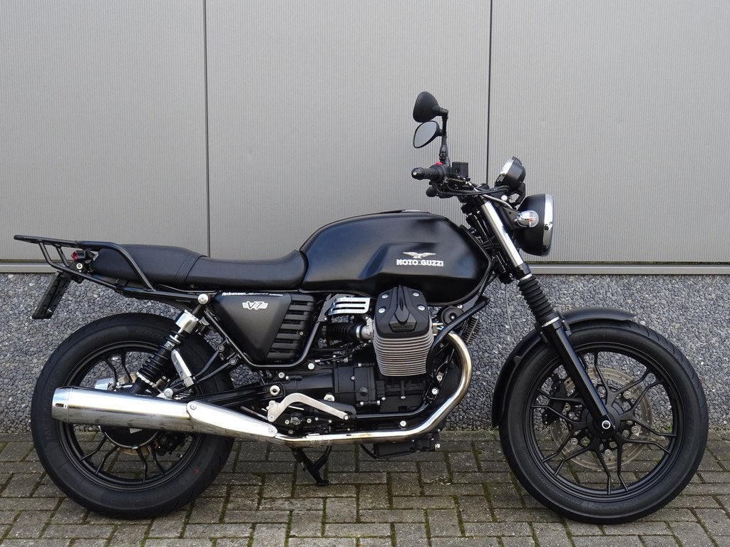 Moto Guzzi V 7 STONE (bj 2014), 744 cc, Bedrijf, Naked bike