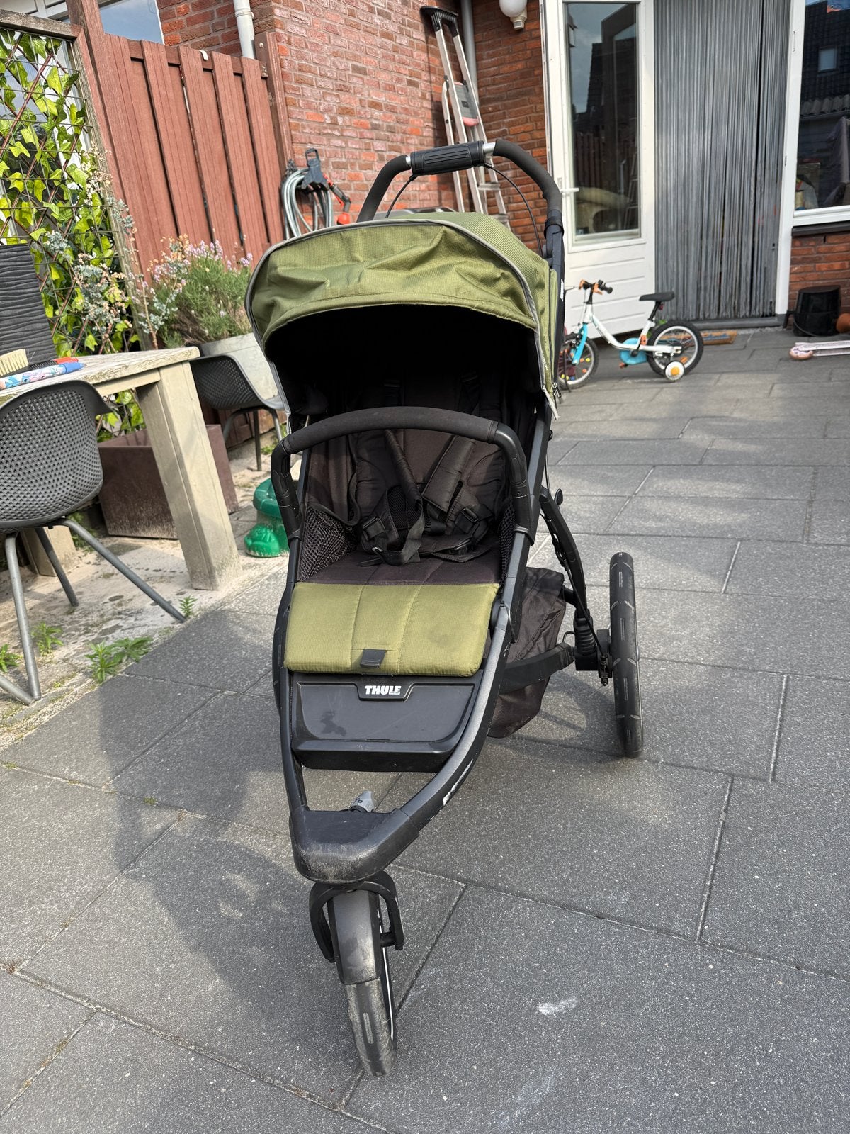 Thule Urban Glide 2 met veiligheidsbeugel, Gebruikt, Luchtbanden, Ophalen, Kinderwagen