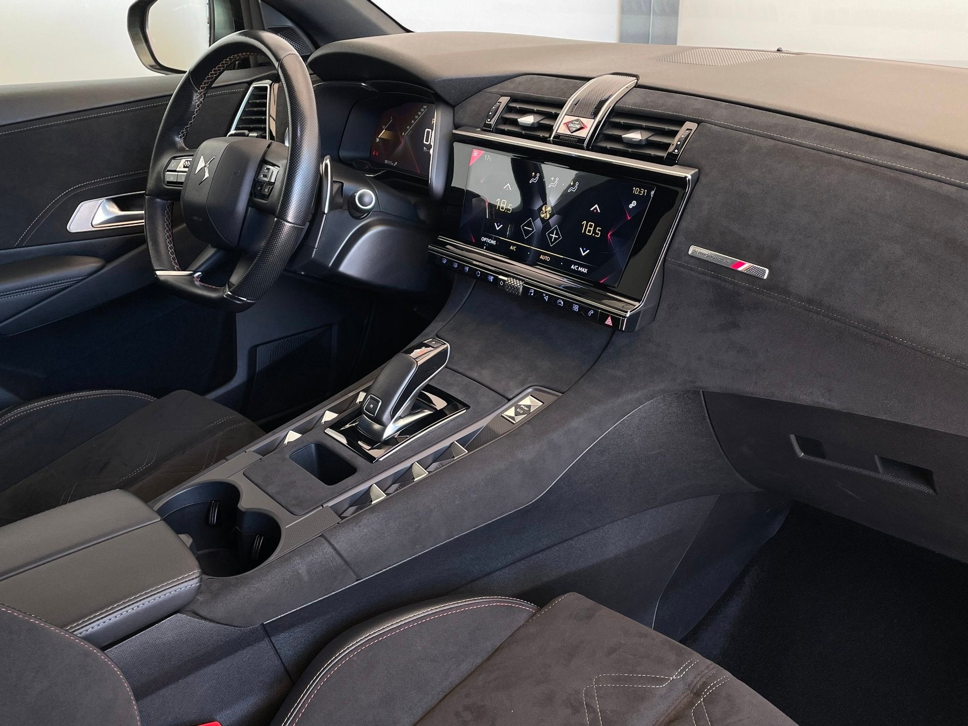 DS 7 Crossback 1.2 PureTech Performance Line|Automaat|Trekha, Auto's, Automatische klimaatregeling, 15 km/l, Gebruikt, Euro 6