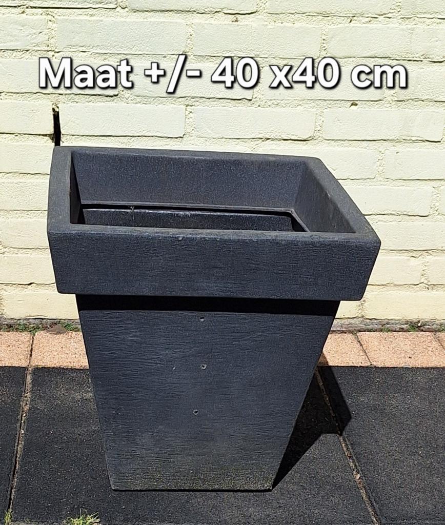 Plantenbak, Tuin en Terras, Bloembakken en Plantenbakken, Ophalen, Kunststof, Gebruikt, Minder dan 60 cm