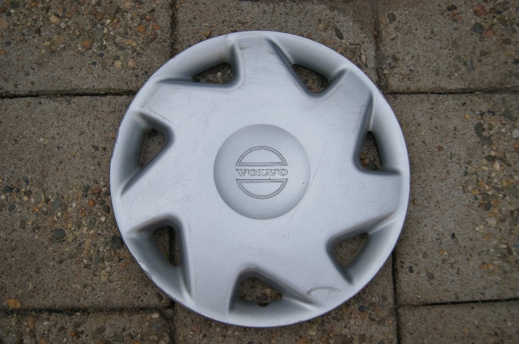 1 losse originele wieldop Volvo 460 14 inch (Model 1), Auto diversen, Wieldoppen, Ophalen of Verzenden, Gebruikt