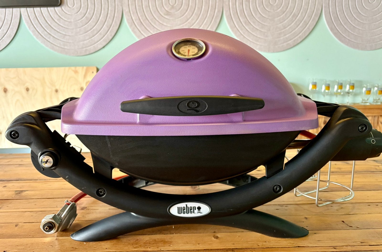 Weber Q 1200 incl. Beschermhoes, Ophalen, Zo goed als nieuw