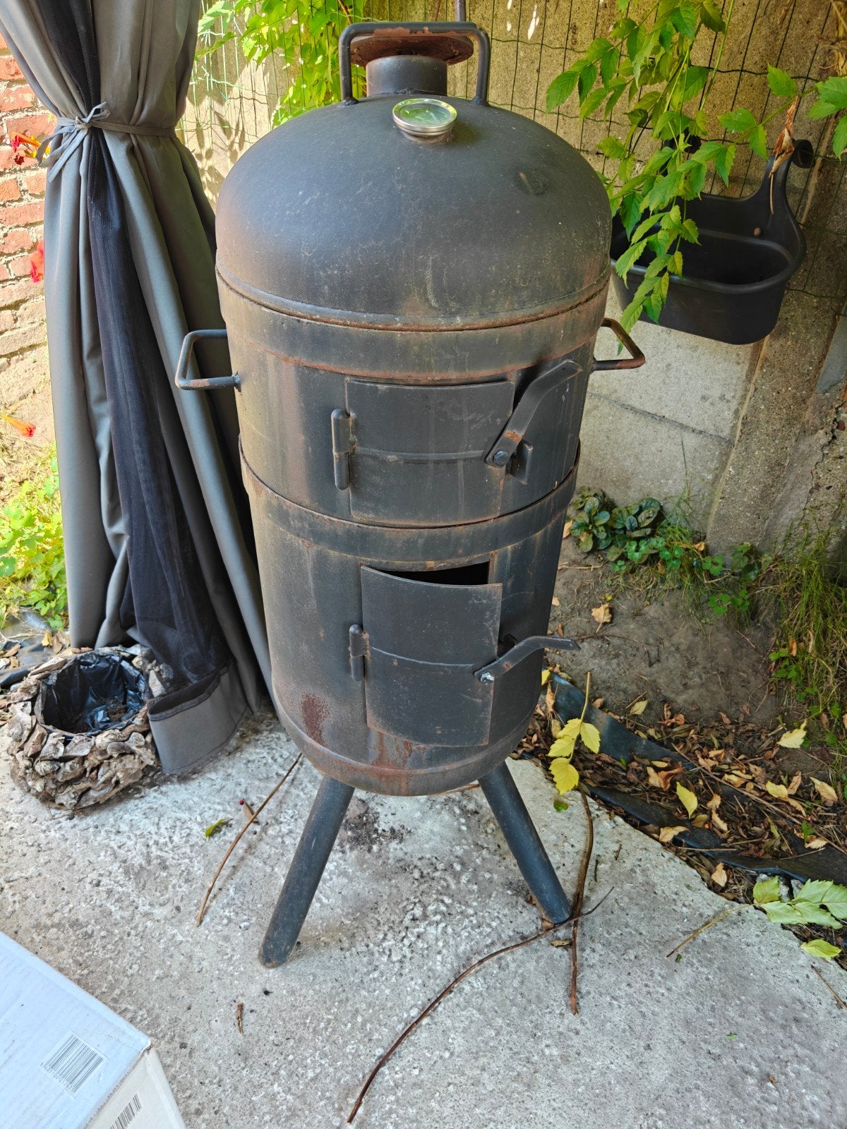 Smoker/rookoven van LPG tank - voor 35cm roosters, Ophalen, Gebruikt, Handgemaakt