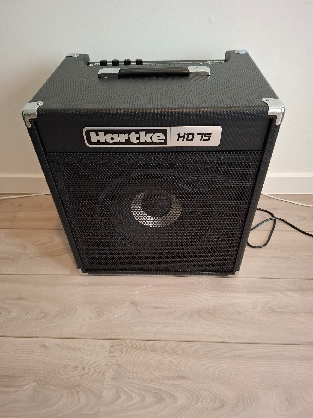 Hartke HD75 Basgitaarversterker - Zo goed als nieuw, Muziek en Instrumenten, Ophalen, Zo goed als nieuw, 50 tot 100 watt