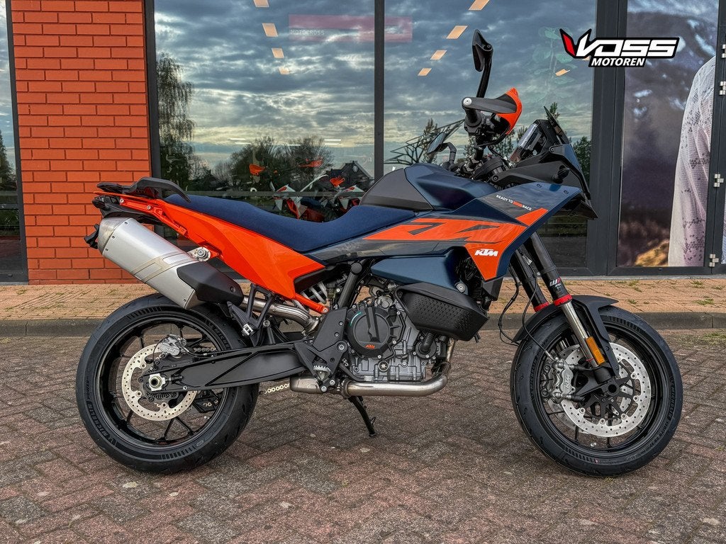KTM 890 SMT (bj 2026), Motoren, Motoren | KTM, Bedrijf, Sport, KTM SPORTMOTORCYCLE NEDERLAND, Achterbroek 11 - unit 8
6596 MP  Milsbeek, NL