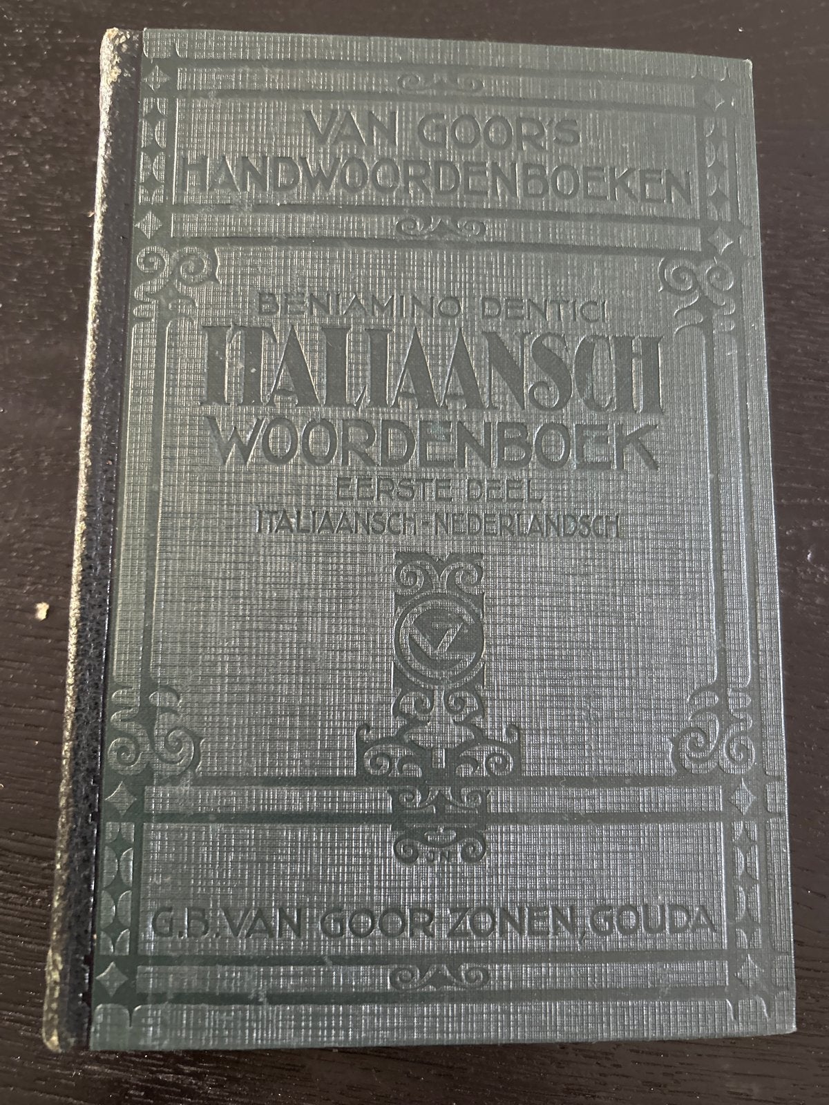 Italiaansch Woordenboek - Eerste Deel (1925), Ophalen of Verzenden, Gelezen, Overige uitgevers, Italiaans