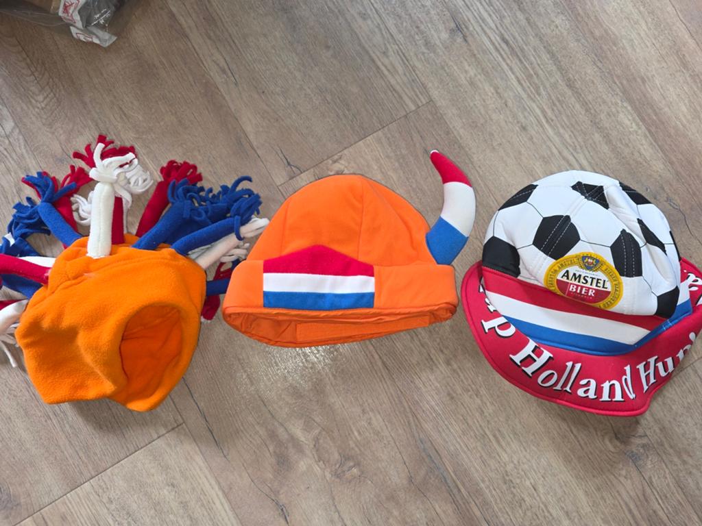 Oranje supporter hoeden en petten - WK/EK voetbal, Ophalen of Verzenden, Pet of Muts