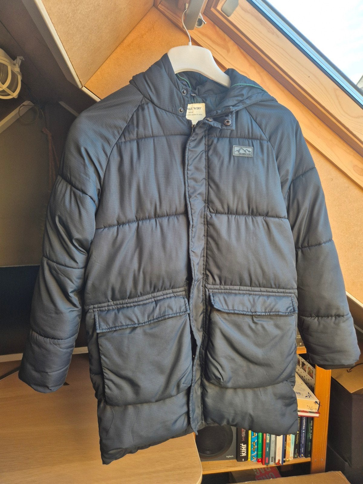 Tumble 'N Dry winterjas maat 10-12 jaar (kleine reparatie), Ophalen of Verzenden, Gebruikt, Tumble 'N Dry, Jongen of Meisje