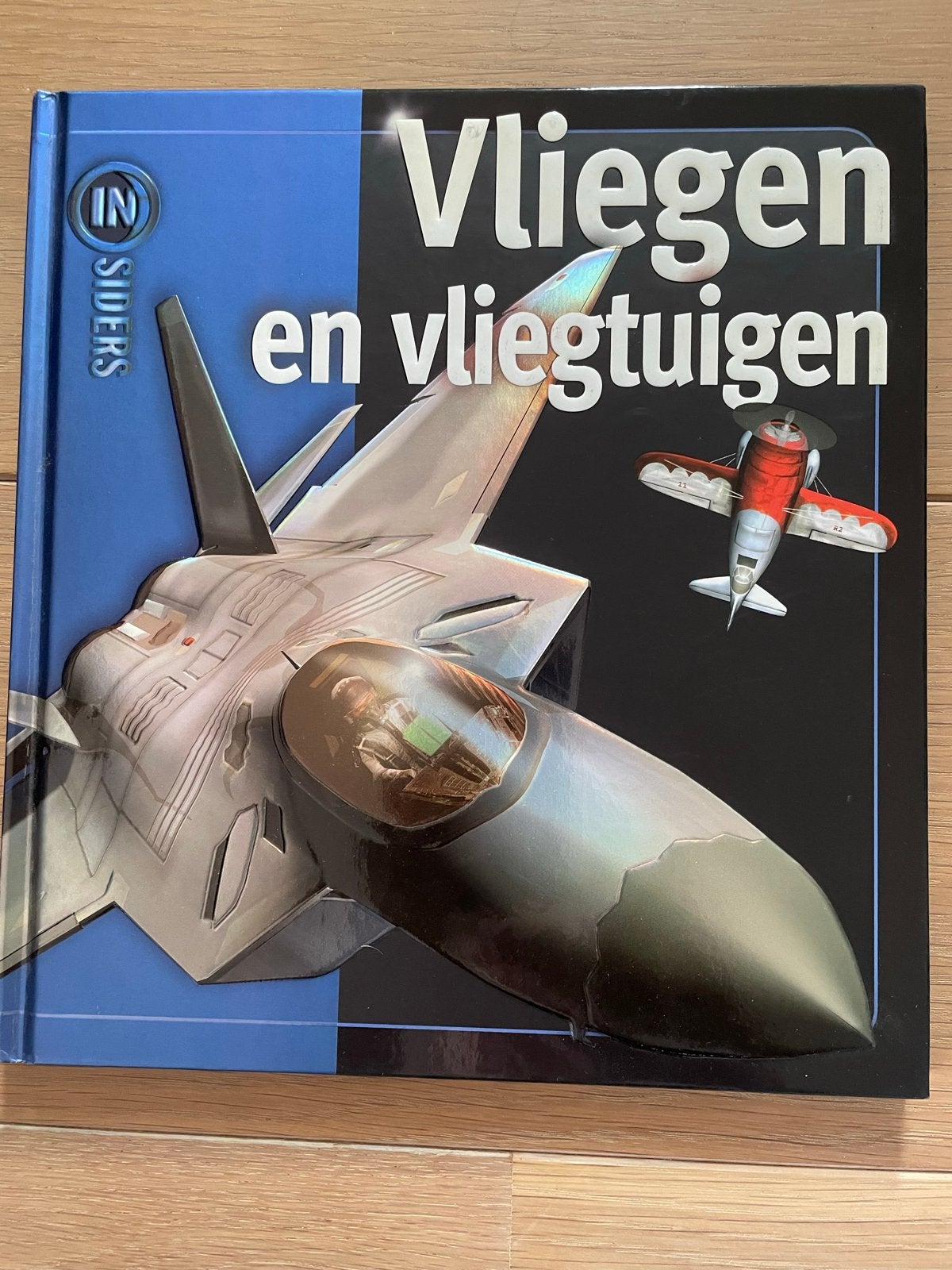 Vliegen en Vliegtuigen - Boek over luchtvaart, Boeken, Ophalen of Verzenden, Zo goed als nieuw, Overige onderwerpen