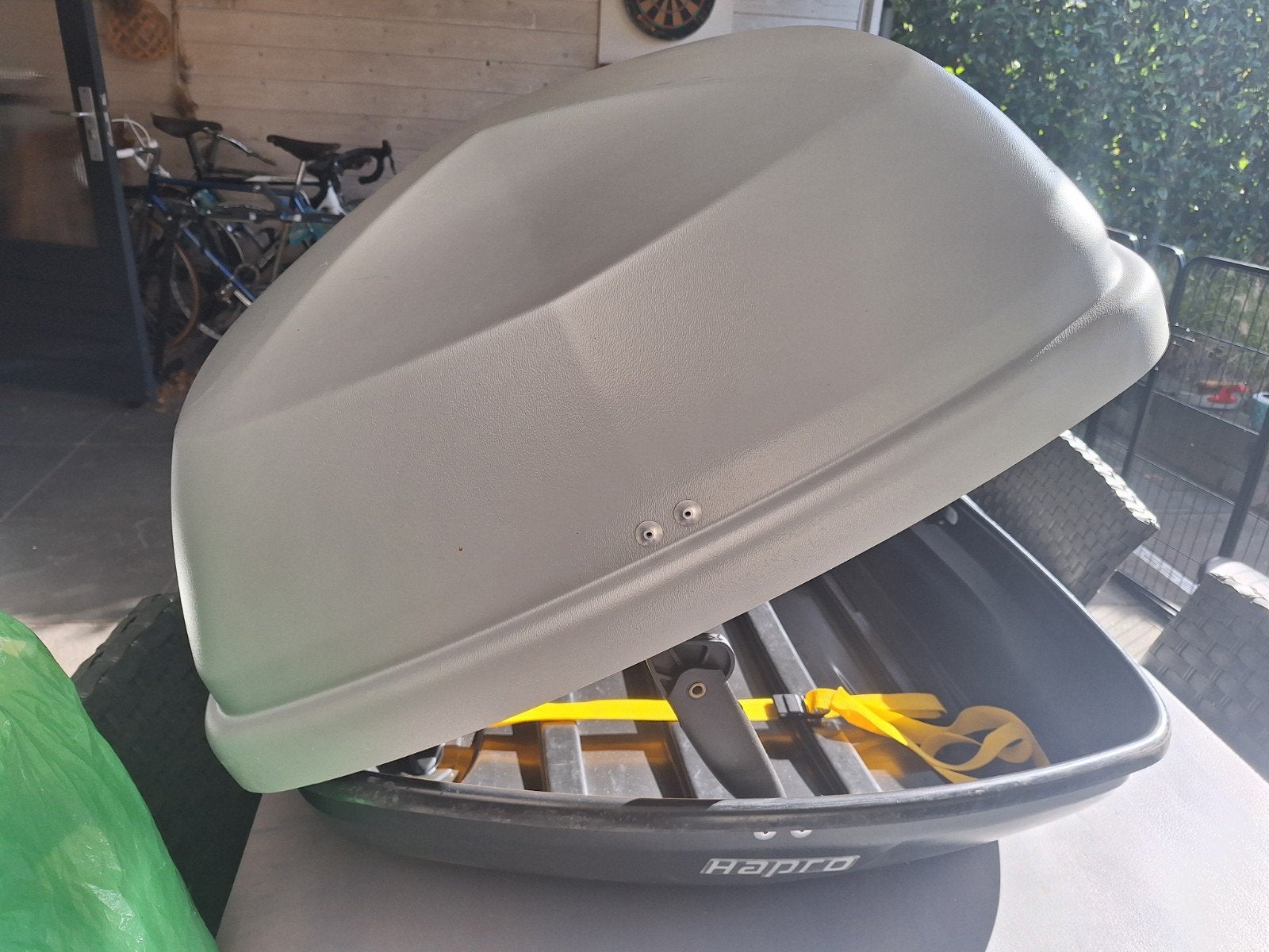 dakkoffer hapro carver 6.4, Ophalen, Gebruikt