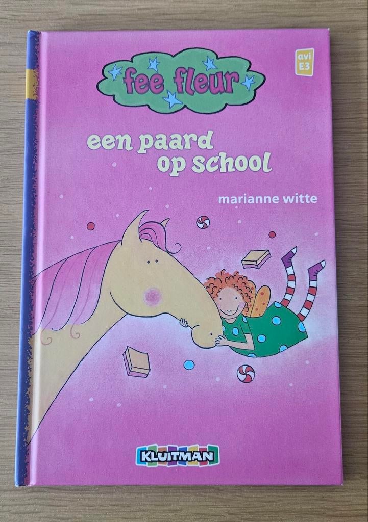 Fee Fleur: Een paard op school - Marianne Witte (AVI E3), Ophalen of Verzenden, Zo goed als nieuw, Marianne Witte, Sprookjes